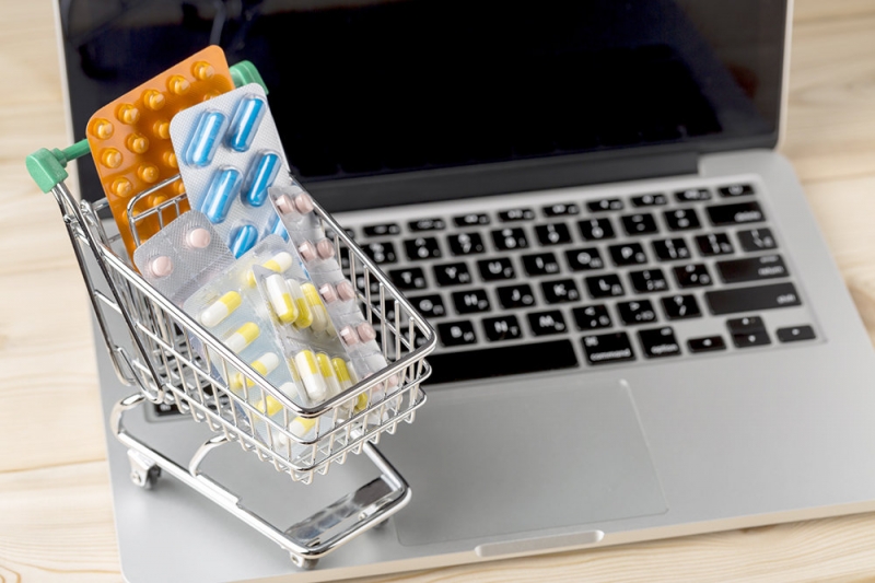 Онлайн-продажи лекарств по рецепту разрешат после охвата их маркировкой