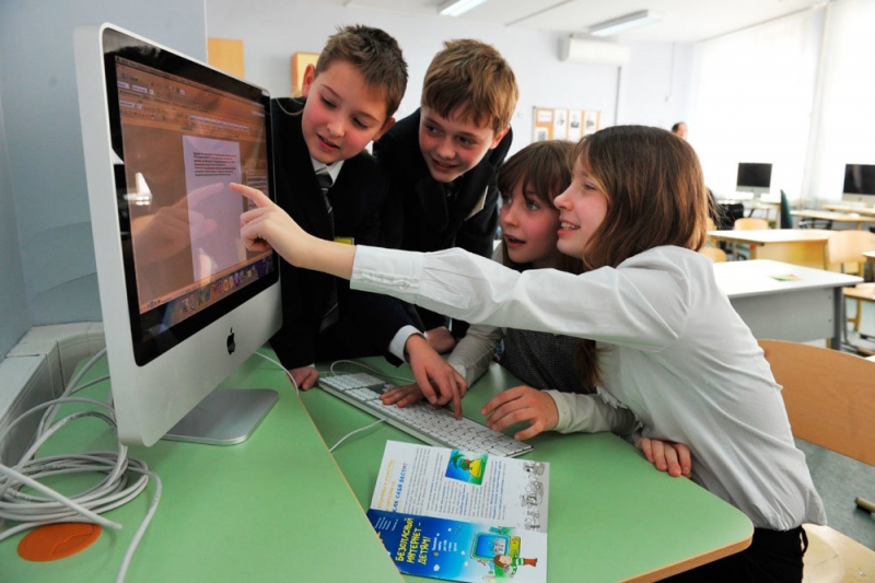 К 2024 году во всех российских школах появится цифровой сервис