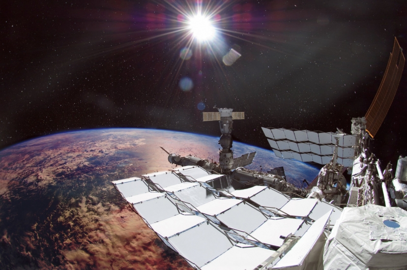 РКК "Энергия": Работы по герметизации трещины на МКС согласуются с NASA