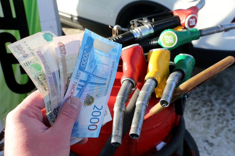 В Минэнерго объяснили причины роста цен на бензин в марте