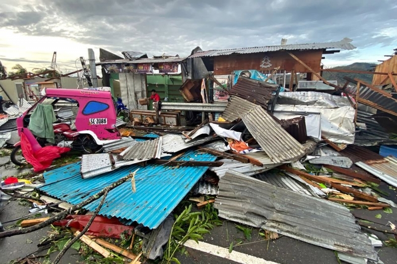 На Филиппинах 75 человек стали жертвами тайфуна "Раи"